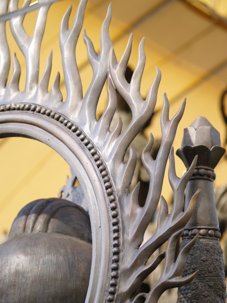 Eye-Catching Metal Masterpieces